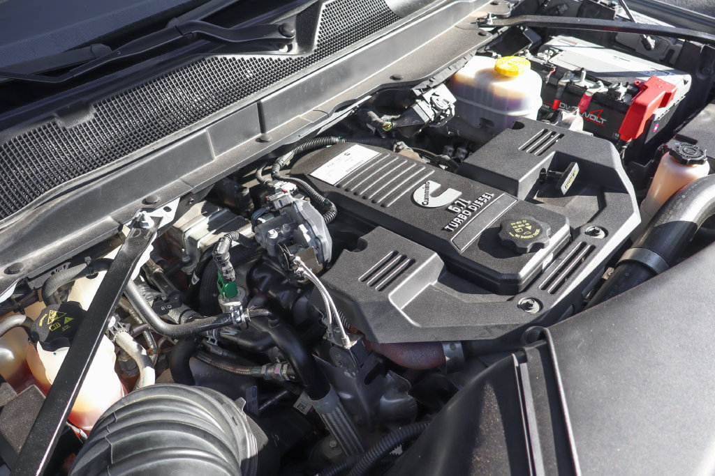 Used 2024 RAM 2500 Laramie w/ Sport Appearance Package AWD/4WD image 14