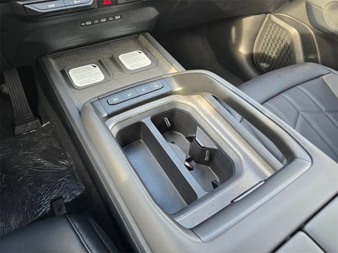 New 2027 Kia Telluride EX image 32