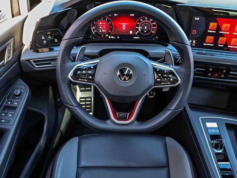 Used 2022 Volkswagen GTI Autobahn image 16