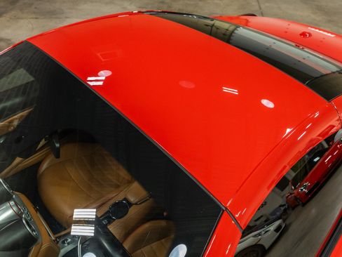 Used 2015 Ferrari California T RWD image 13
