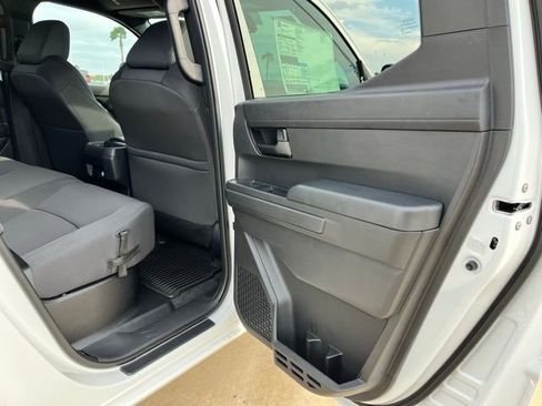 New 2026 Toyota Tacoma SR AWD/4WD image 19