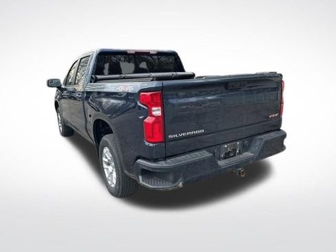 Used 2022 Chevrolet Silverado 1500 RST image 3