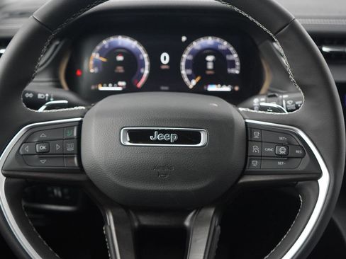 New 2026 Jeep Grand Cherokee Limited image 14