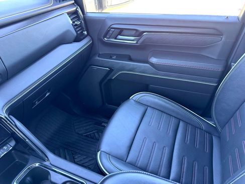 Used 2024 GMC Sierra 2500 AT4X w/ AT4X AEV Edition image 37