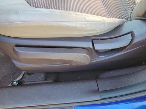 Used 2012 Hyundai Tucson GLS image 23