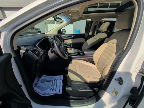 Used 2017 Ford Edge SEL w/ Equipment Group 201A AWD/4WD image 10