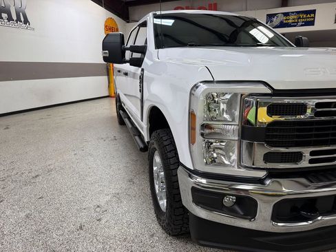 Used 2025 Ford F250 XLT w/ FX4 Off-Road Package AWD/4WD image 14