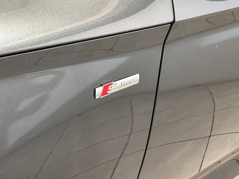 Used 2023 Audi Q5 2.0T Prestige w/ Prestige Package image 26