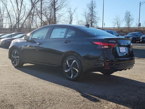 New 2025 Nissan Versa SR image 3