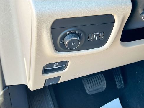 New 2026 Jeep Grand Cherokee Limited image 10