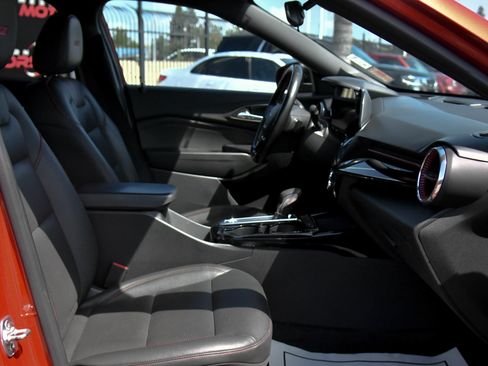 Used 2024 Chevrolet Trax RS w/ Driver Confidence Package FWD image 44