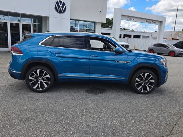 Certified 2025 Volkswagen Atlas Cross Sport SEL Premium R-Line AWD/4WD image 16