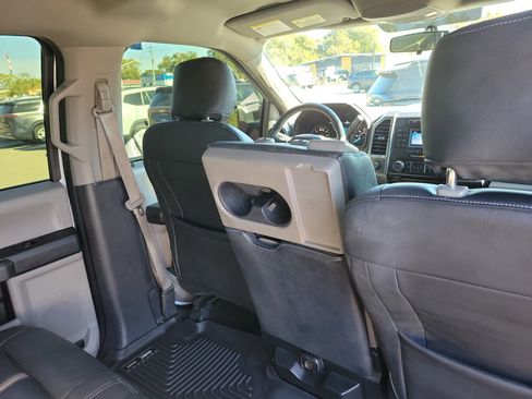 Used 2018 Ford F150 XLT image 12