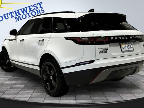 Used 2019 Land Rover Range Rover Velar S image 4