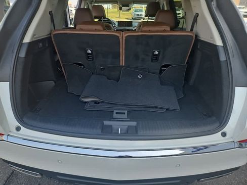 Certified 2024 Acura MDX w/Technology Package image 32