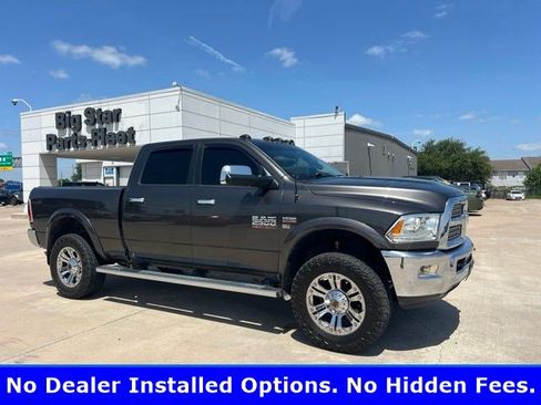 Used 2018 RAM 2500 Laramie w/ Convenience Group AWD/4WD image 2