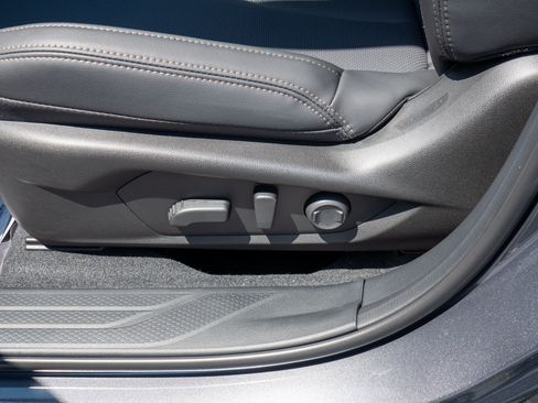 New 2026 Subaru Outback Limited AWD/4WD image 29