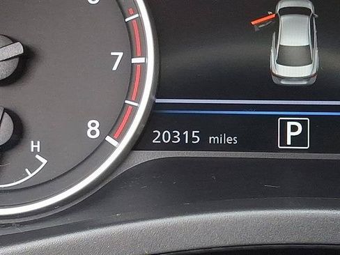 Certified 2023 Nissan Sentra SV FWD image 20