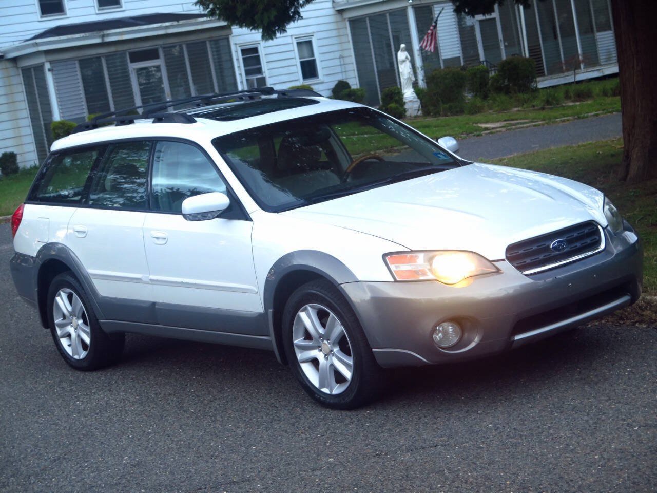 Used 2005 Subaru Outback 3.0R Limited AWD/4WD image 29