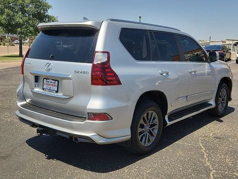 Used 2018 Lexus GX 460 Luxury w/ Sport Design Package AWD/4WD image 4