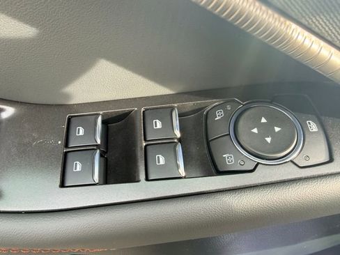 New 2026 Ford Explorer Active w/ Active Comfort Package image 13