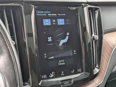 Used 2019 Volvo XC60 T6 Inscription w/ Protection Package Premier image 21