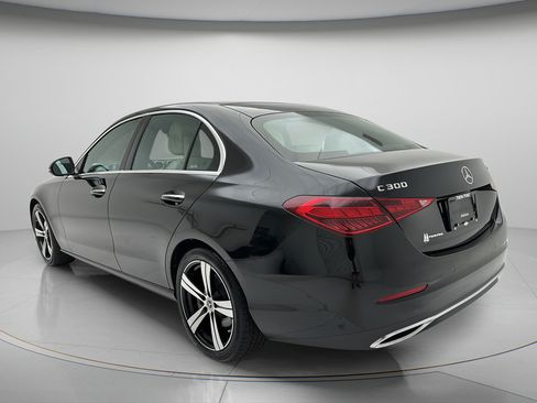 Used 2025 Mercedes-Benz C 300 4MATIC Sedan image 7