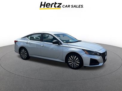 Used 2024 Nissan Altima 2.5 SV
