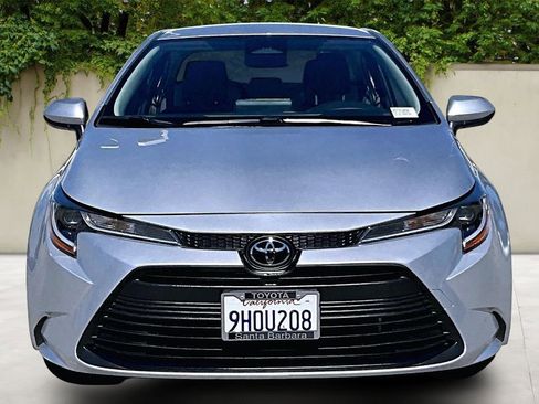 Certified 2023 Toyota Corolla LE image 2