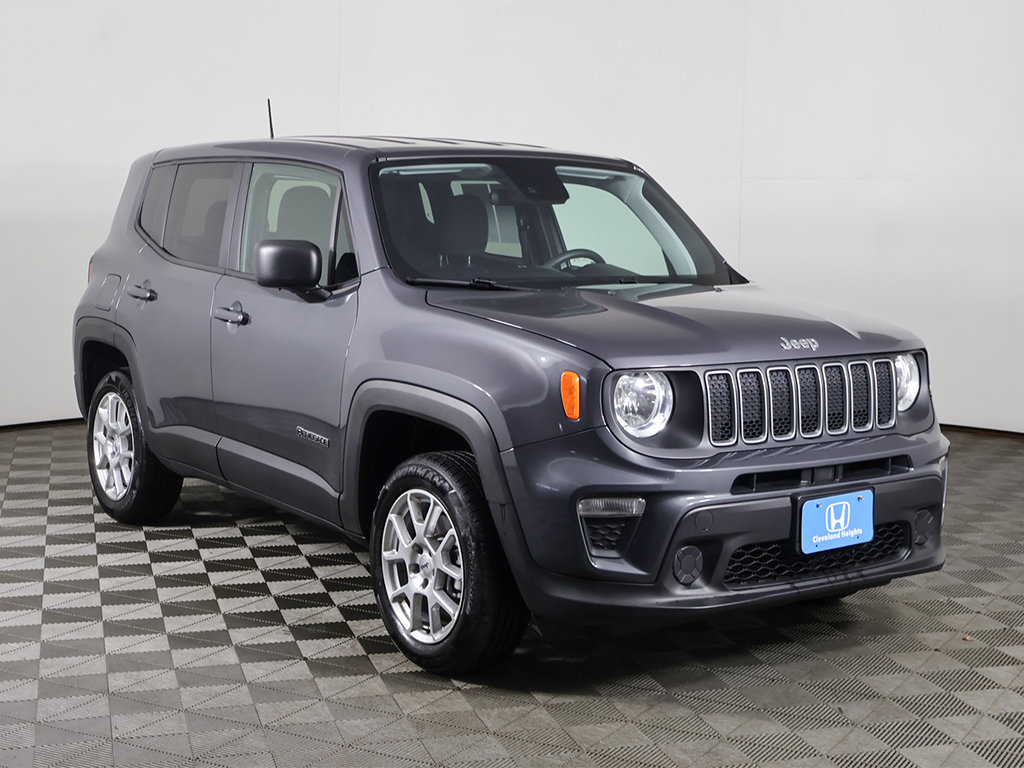 Used 2023 Jeep Renegade Latitude AWD/4WD image 48