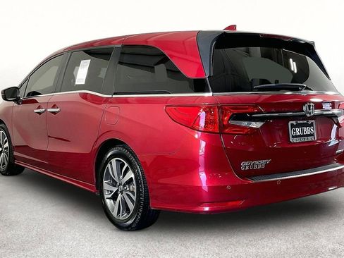 Used 2023 Honda Odyssey Touring image 17