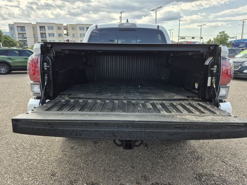 Used 2021 Toyota Tacoma Limited w/ Nightshade Package AWD/4WD image 21
