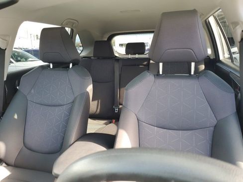 Used 2024 Toyota RAV4 XLE image 25