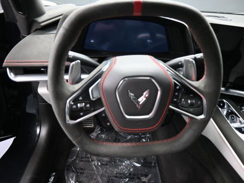 Used 2023 Chevrolet Corvette Stingray Premium Conv w/ Z51 Performance Package image 14