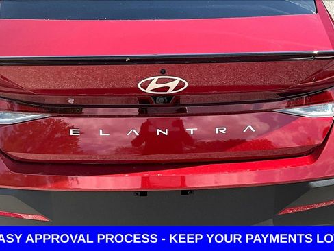 Used 2026 Hyundai Elantra SEL Sport Premium w/ Cargo Package FWD image 11