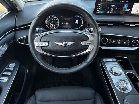Used 2024 Genesis GV70 2.5T image 5