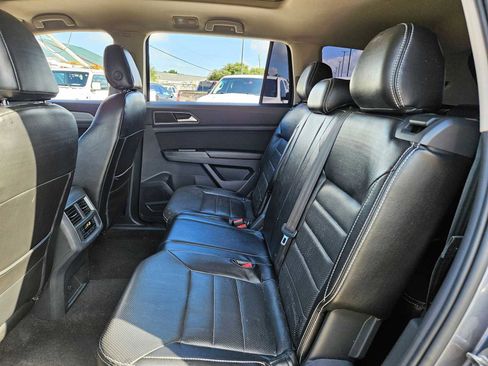 Used 2018 Volkswagen Atlas Launch Edition AWD/4WD image 14