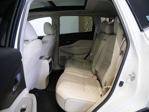 Used 2019 Nissan Murano Platinum image 23