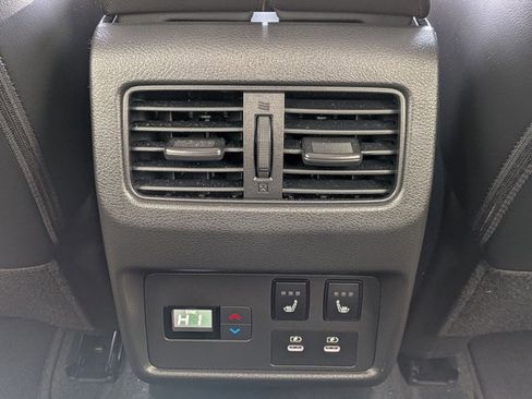 Certified 2025 Nissan Rogue Platinum w/ Platinum Premium Package image 29