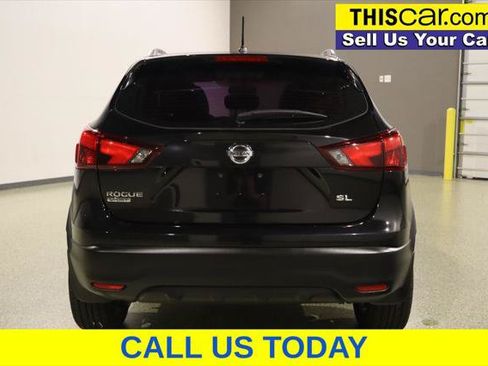 Used 2017 Nissan Rogue Sport SL FWD image 7