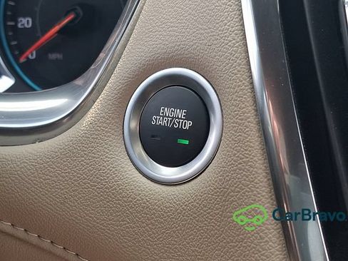 Used 2023 Chevrolet Traverse LT FWD image 30