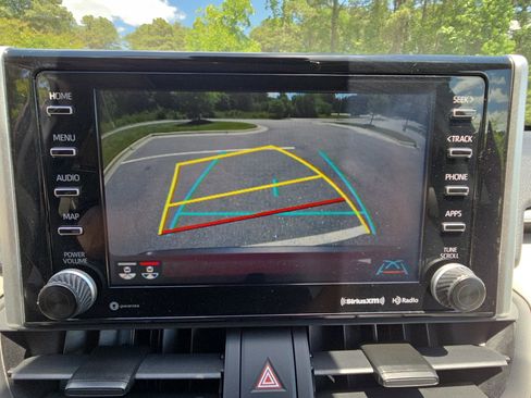 Used 2019 Toyota RAV4 XLE w/ Convenience Package AWD/4WD image 25