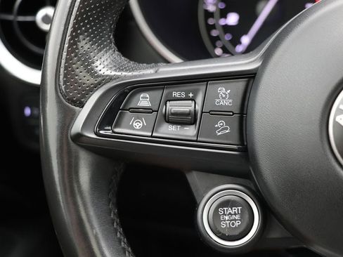 Used 2021 Alfa Romeo Stelvio Ti w/ Nero Edizione image 20