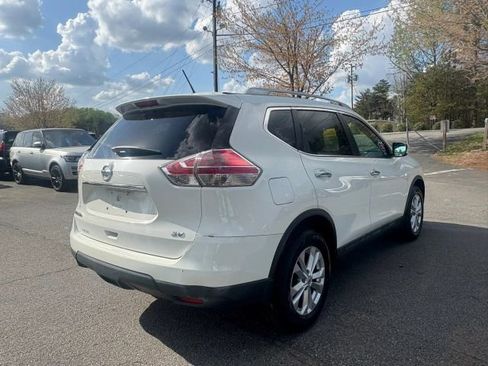Used 2015 Nissan Rogue SV image 5