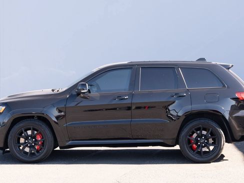 Used 2020 Jeep Grand Cherokee SRT AWD/4WD image 28