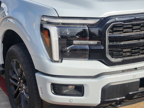 New 2025 Ford F150 Lariat w/ Equipment Group 502A High image 7