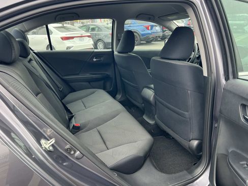 Used 2016 Honda Accord LX image 28