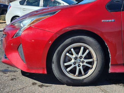 Used 2017 Toyota Prius Two w/ Prius Two Safety Plus Package image 20