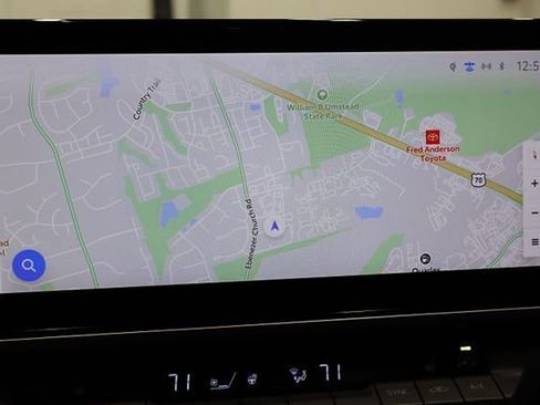 Used 2025 Toyota Camry XLE image 26