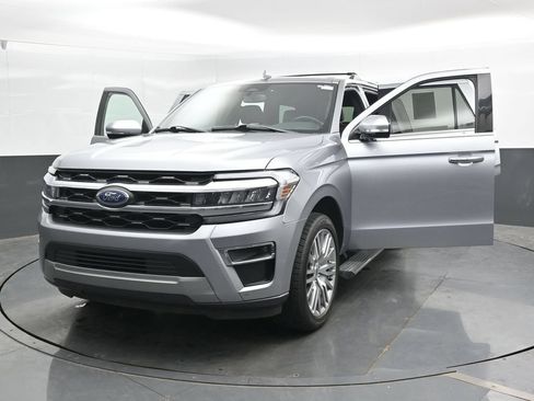 Used 2024 Ford Expedition Limited AWD/4WD image 48